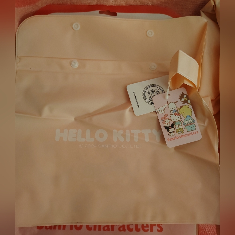EXCLUSIVE - Hello Kitty Girl's Pink Hooded Raincoat & Storage Tote - Size XXXL - Picture 8 of 10